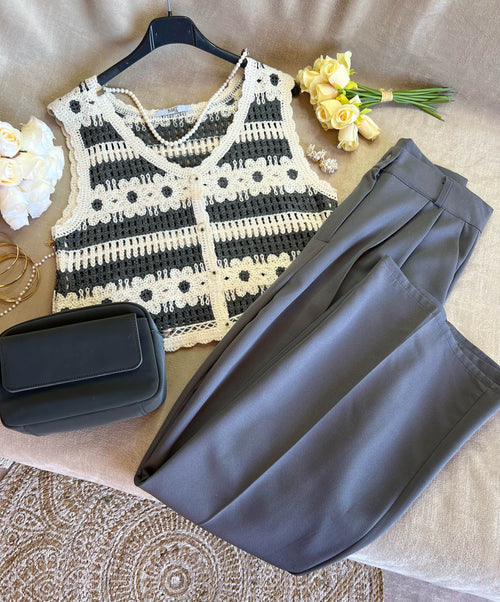 Cardigan sans manche en crochet