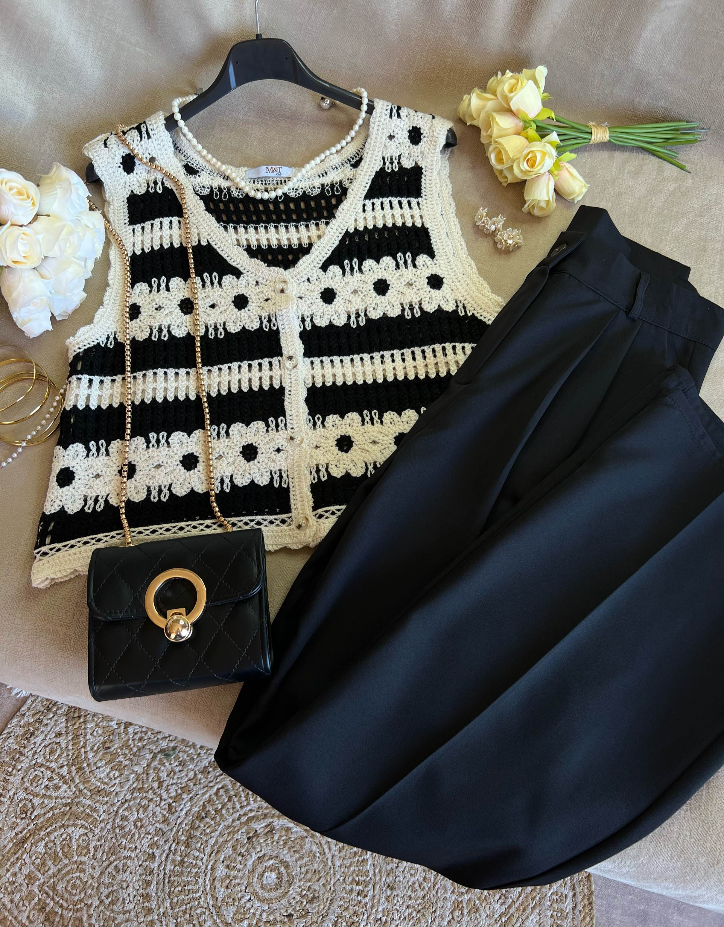 Cardigan sans manche en crochet